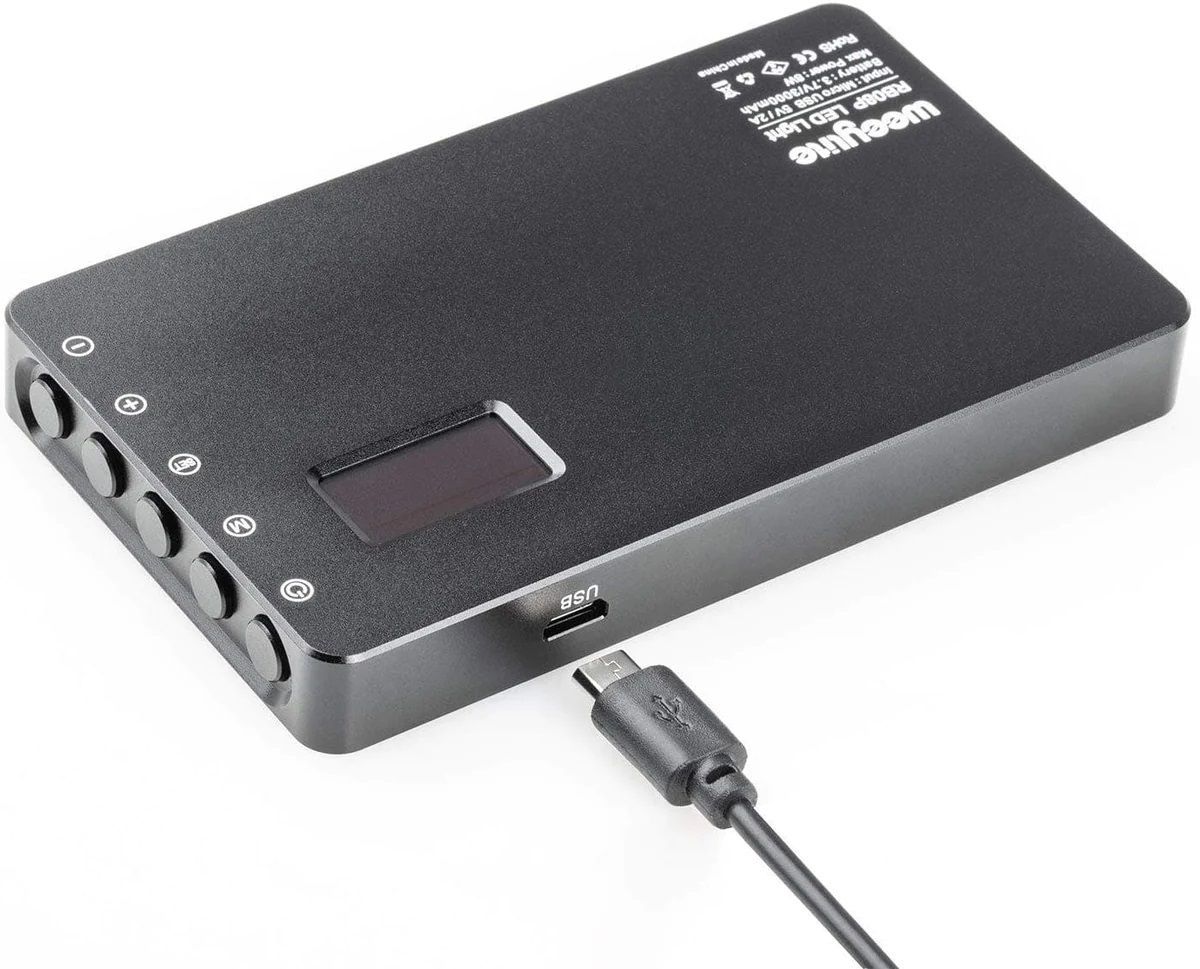 Viltrox Weeylite RB08P controls and OLED display