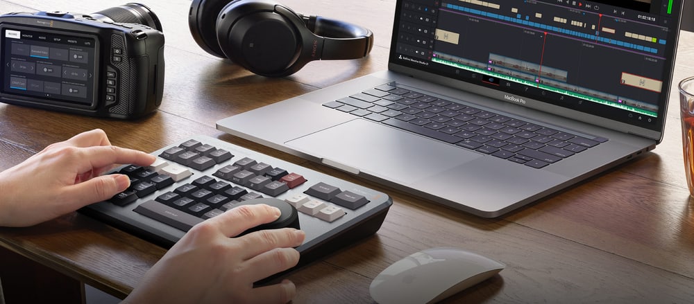 DaVinci Resolve Speed Editor – Bluetooth and built-in battery
