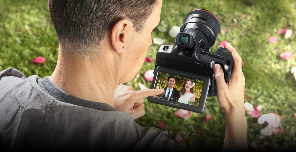 Blackmagic Pocket Cinema Camera Pro EVF – Proximity sensor and status information