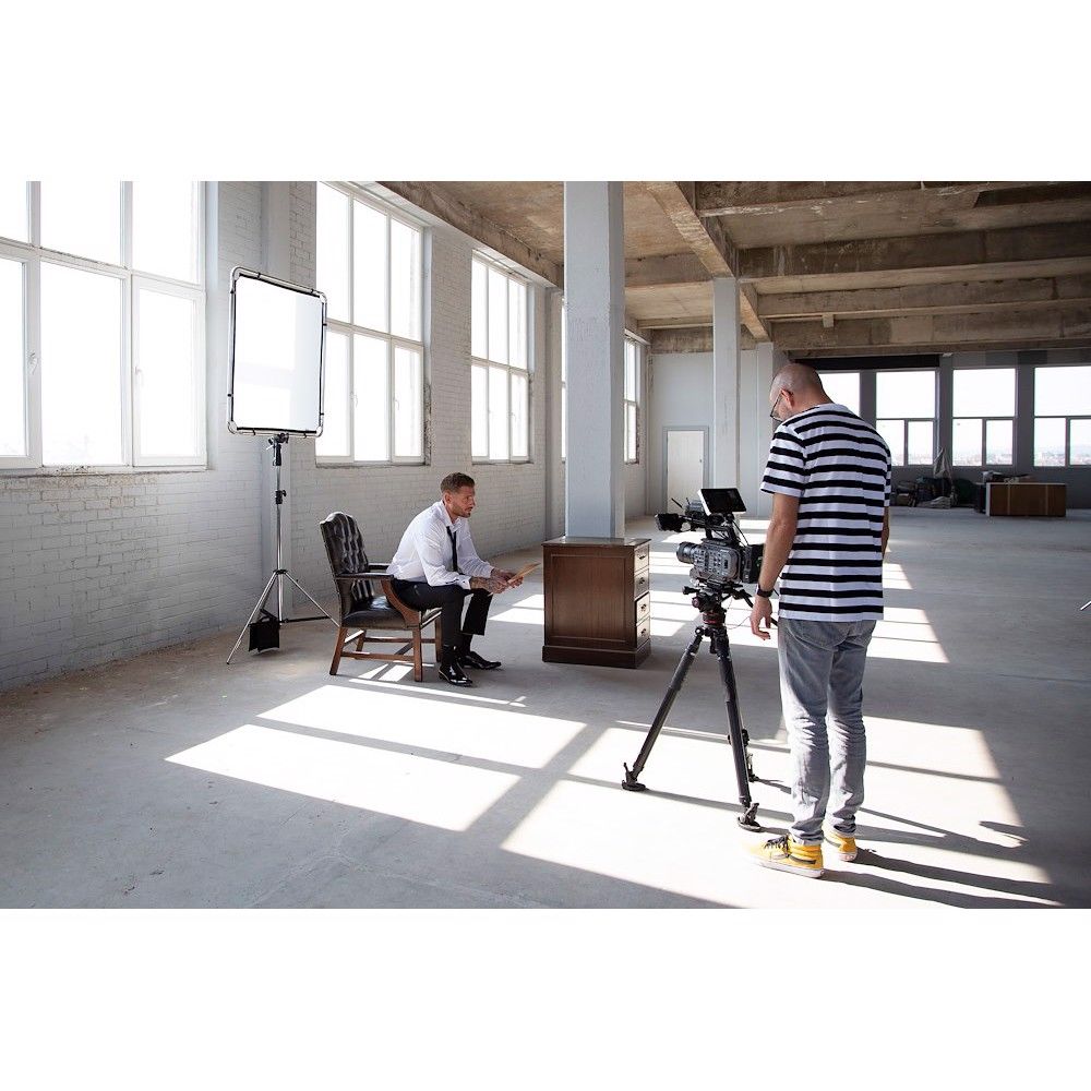 Manfrotto Pro Scrim Small in use