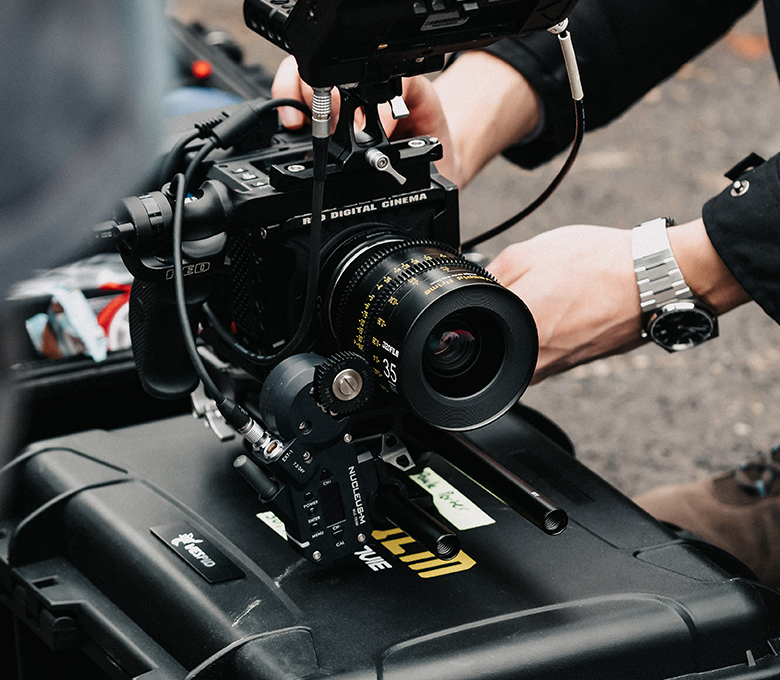 DZOFILM Vespid Prime cine lens in use on a camera