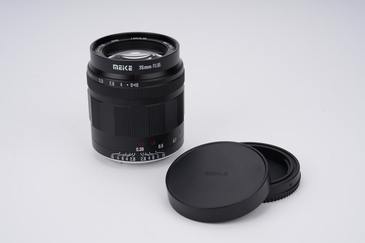 MK-35MM F0.95 Aps-C Z
