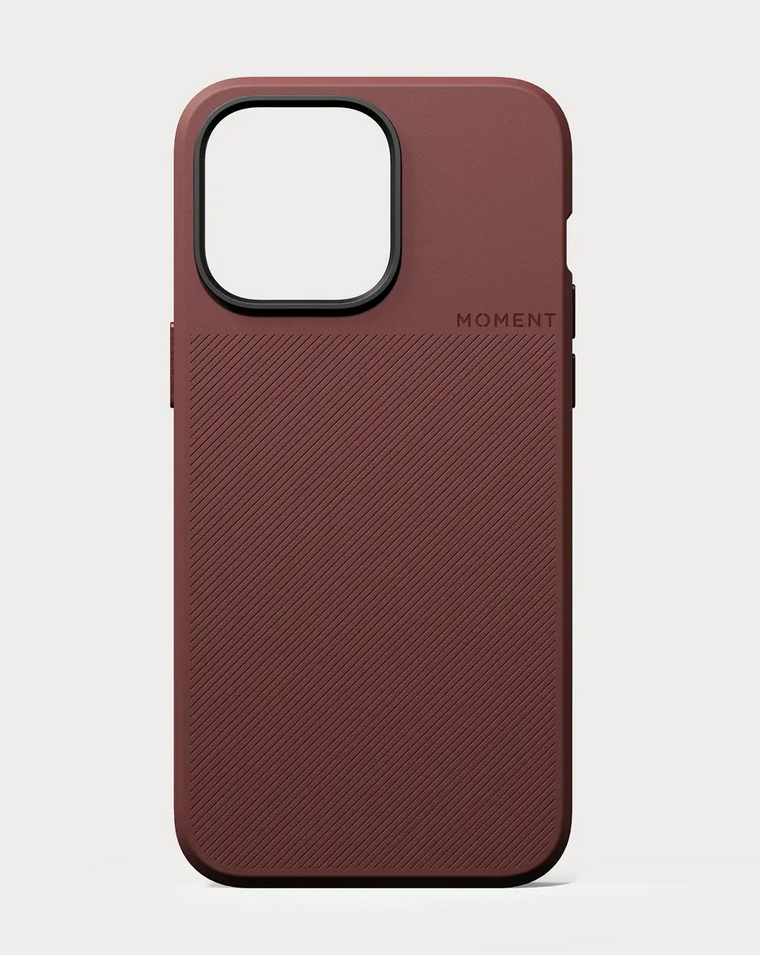 Moment Camera Case for iPhone 15 Pro Max in Red Clay