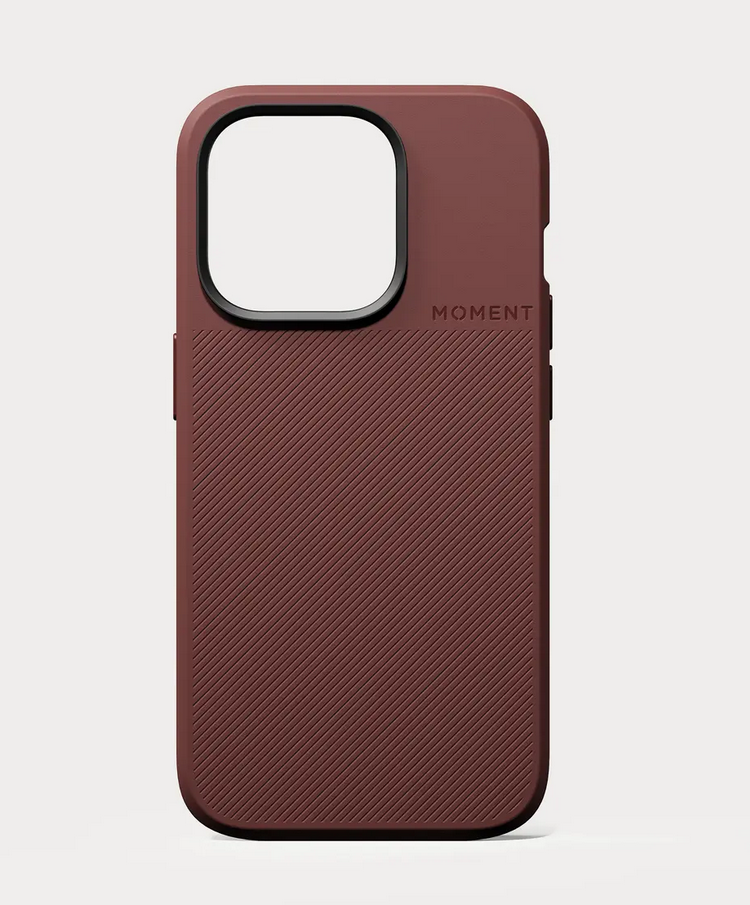 Moment Camera Case for iPhone 15 Pro in Red Clay