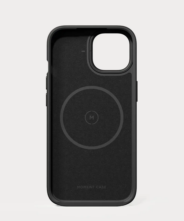 Moment Camera Case for iPhone 15 in Black
