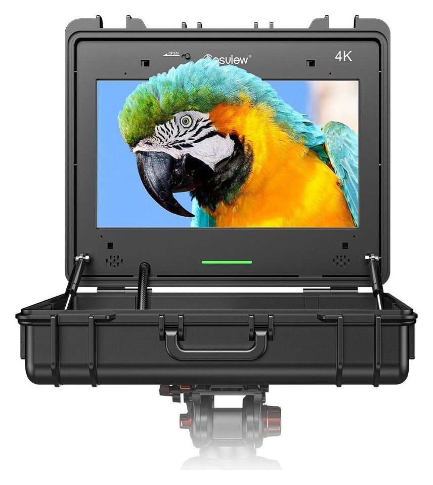 4K with 99.5% DCI-P3