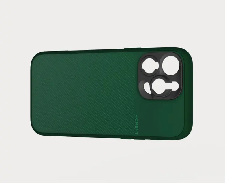 Moment Camera Case iPhone 16 Pro Max Ivy, camera-side view