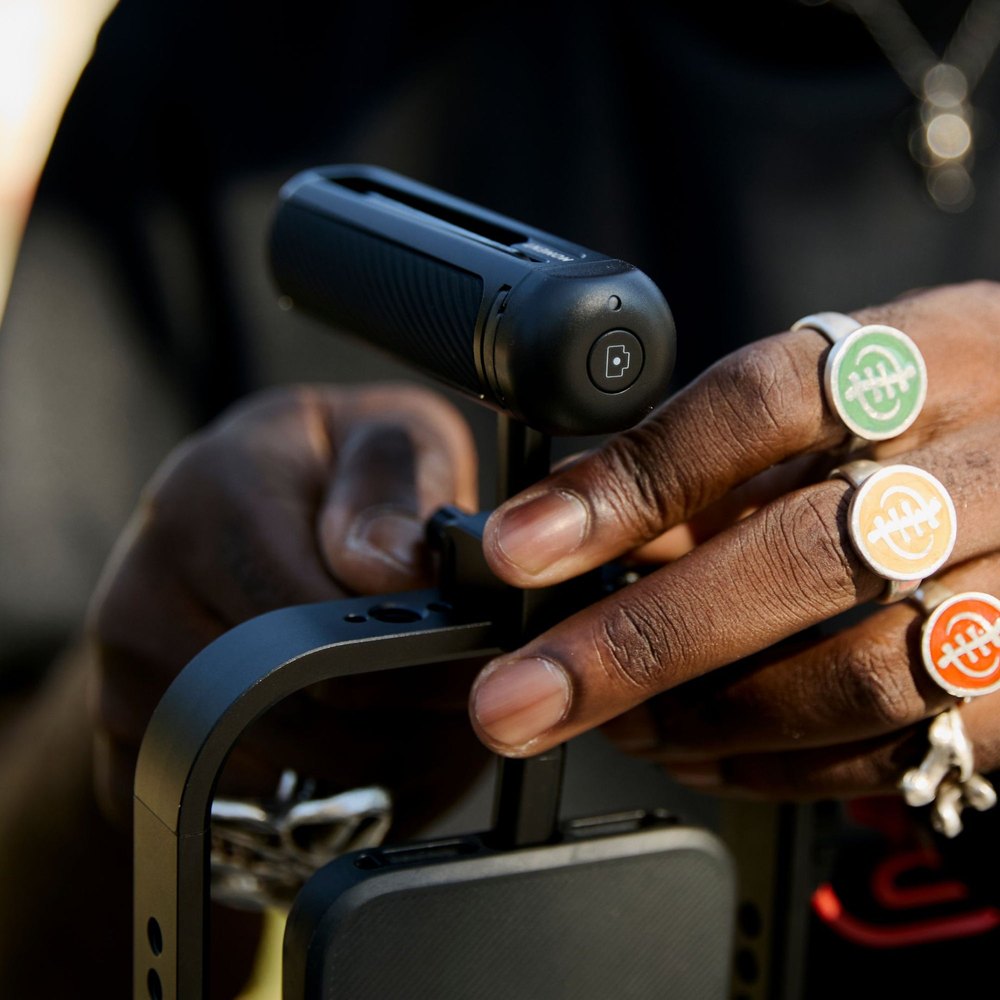 Moment Universal Mobile Grip with NATO Mount – In the field