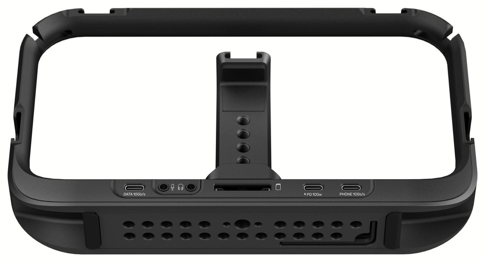 Moment SuperCage Mobile Cage with USB-C Hub – Hub in the base