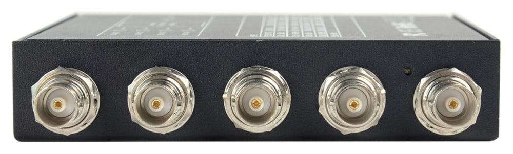 One SDI input, four outputs