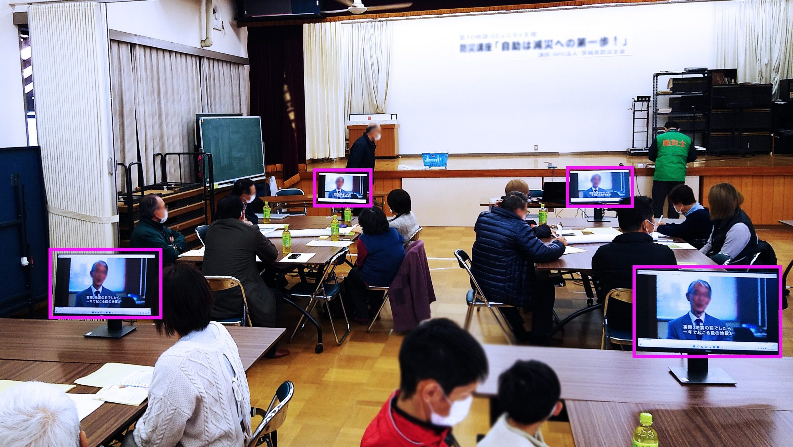 EZCast ProAV wireless transmission installation
