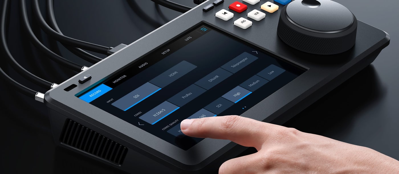 HyperDeck Shuttle 4K Pro – 7″ HDR touchscreen