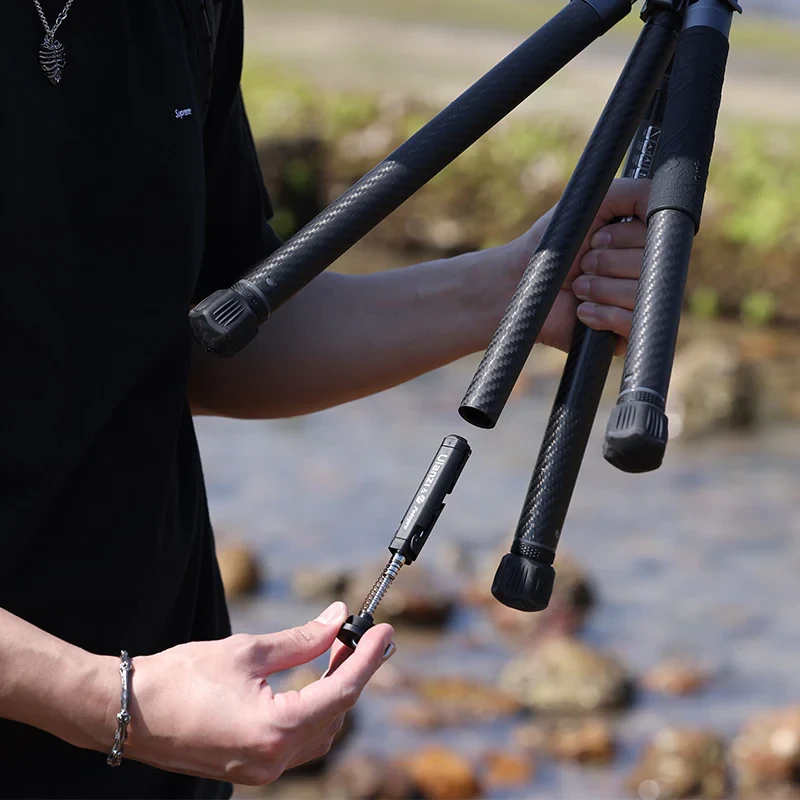 Carbon leg detail of the Air III F38 tripod
