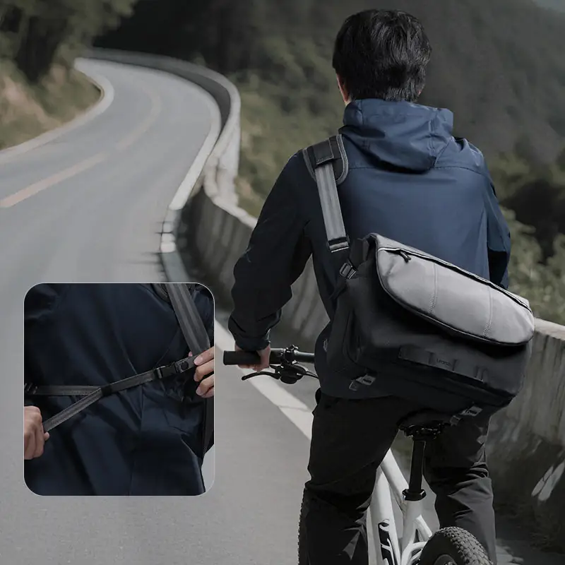 Stable three-point carry of the Ulanzi TE88 while cycling
