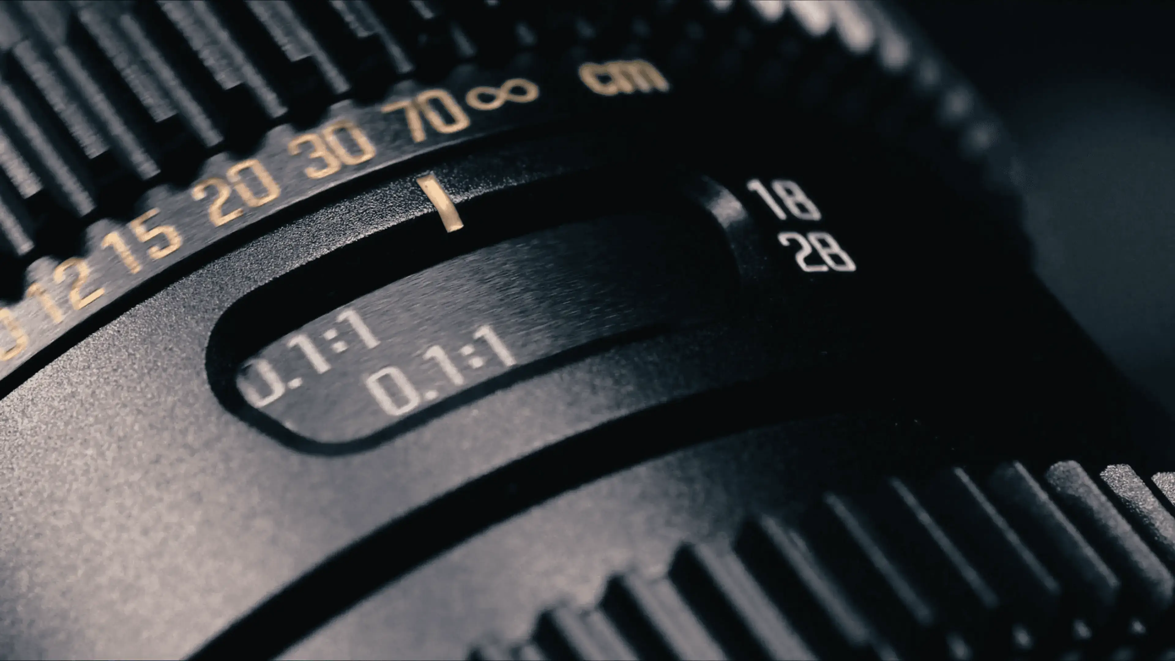 DZOFILM X‑tract control and scale detail