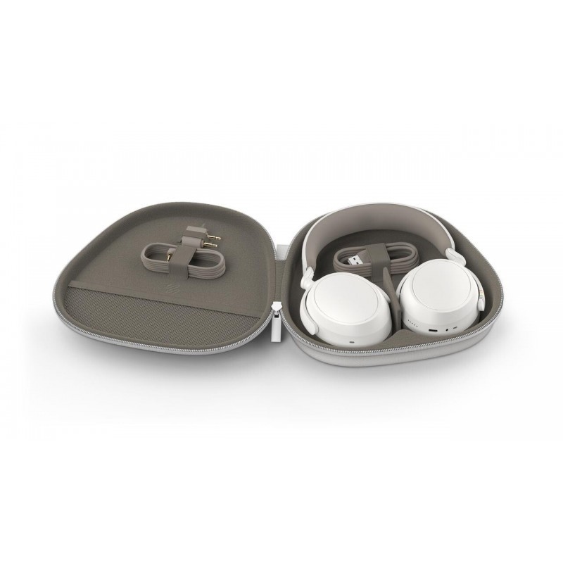 MOMENTUM 4 Wireless for travel and everyday listening