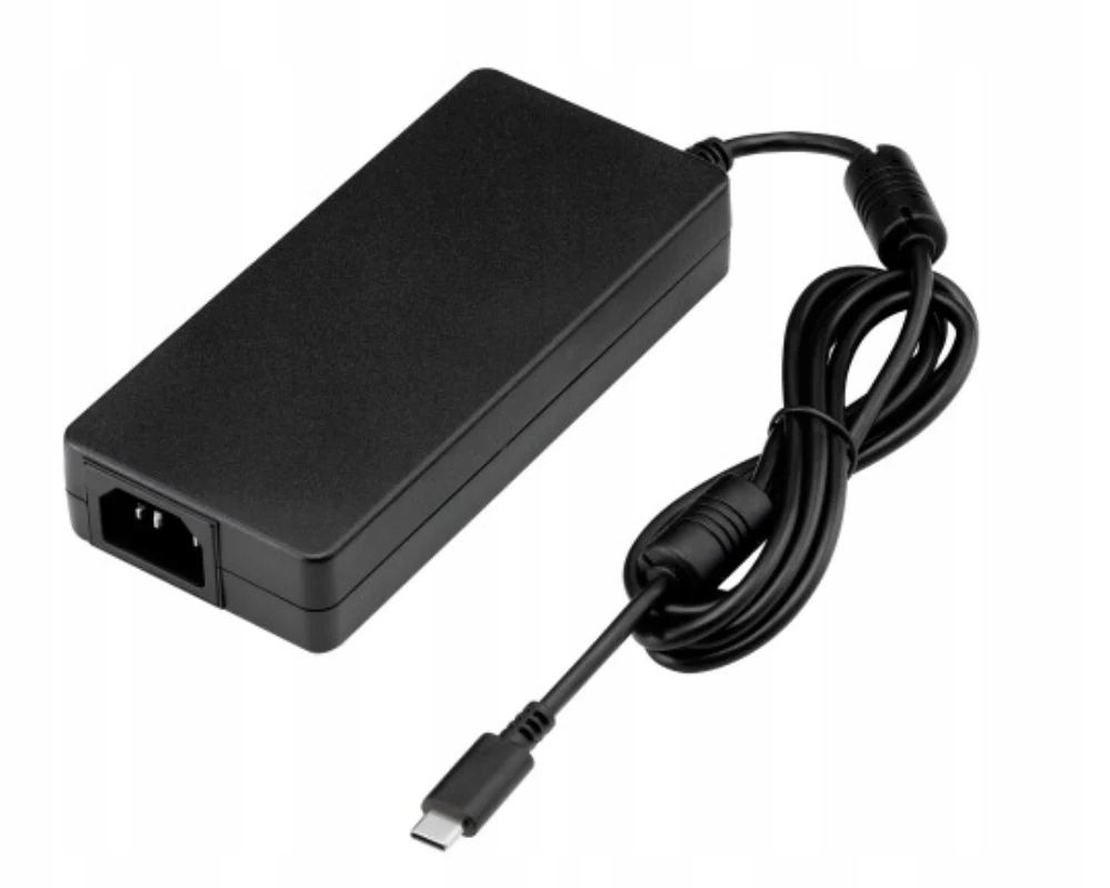 Ulanzi NT136-2000500D1 adapter and USB-C output cable