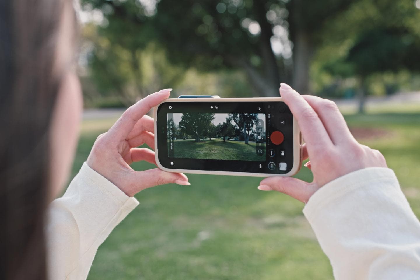 Cinematic example captured with Moment Anamorphic II