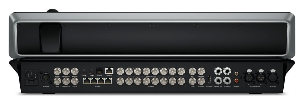ATEM Television Studio 4K8 – Built-in mains power and 12 V backup