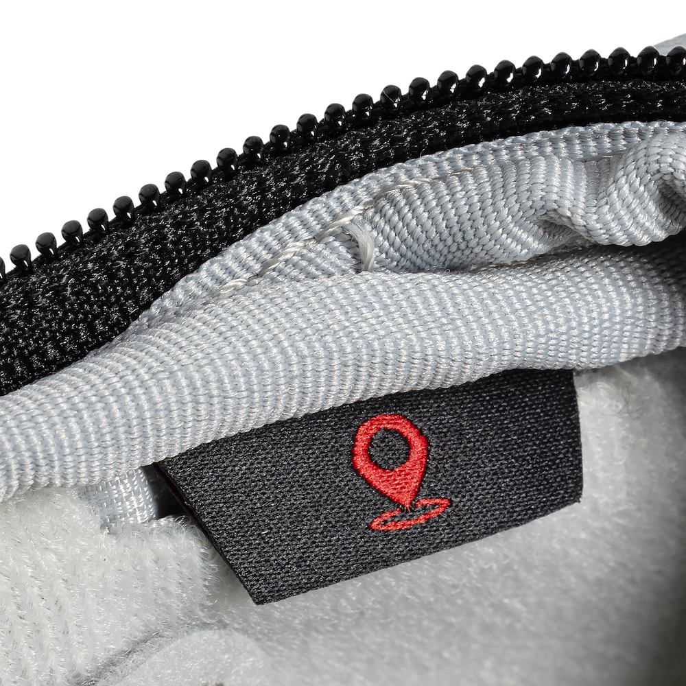 Hidden AirTag pocket in Manfrotto UNCOVER 7L camera bag