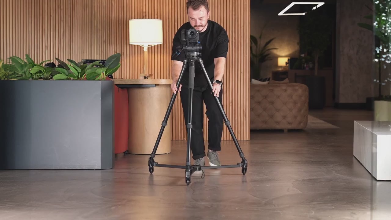 Tripod wheels you never have to lock