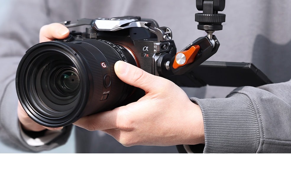 A second camera on your camera