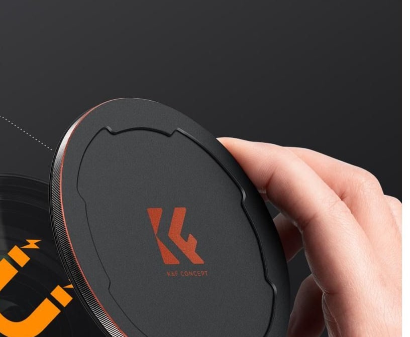 Magnetic lens cap