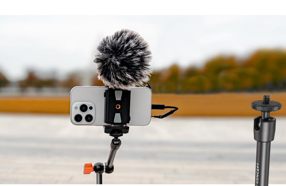 On a tripod, cage or table