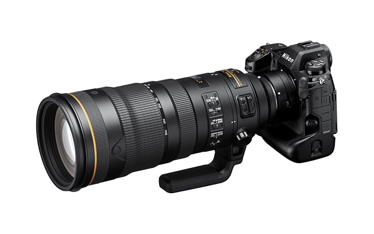 Image stabilisation by the camera body