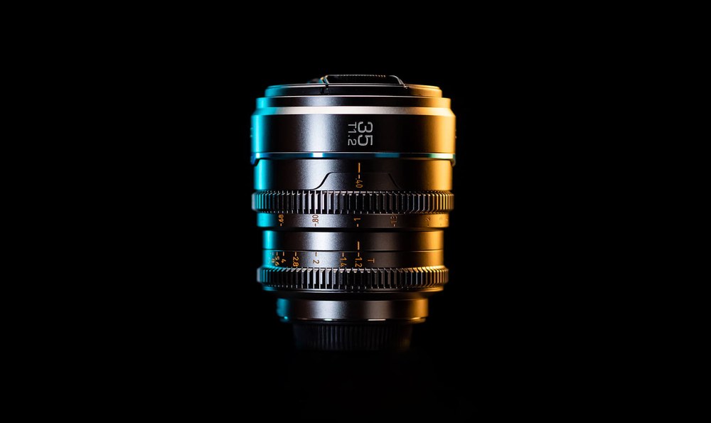 Sirui Nightwalker 35mm T1.2 S35 Manual Focus Cine Lens (L-Mount, Metal Gray) – Handheld or on a gimbal