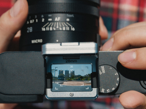 28mm optical viewfinder for waist-level viewing