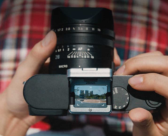 28mm optical viewfinder for waist-level viewing