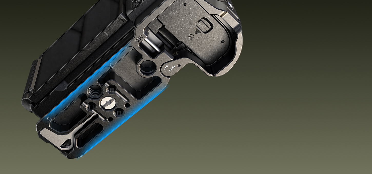 Nikon Z5IIc cage with a HawkLock NATO rail – 3
