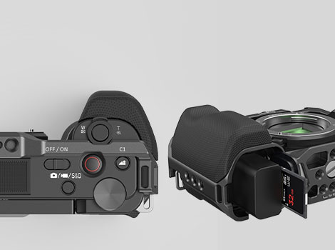 No obstructions to replace the battery and media cards