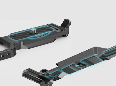 Built-in rubber pads offering all-round protection