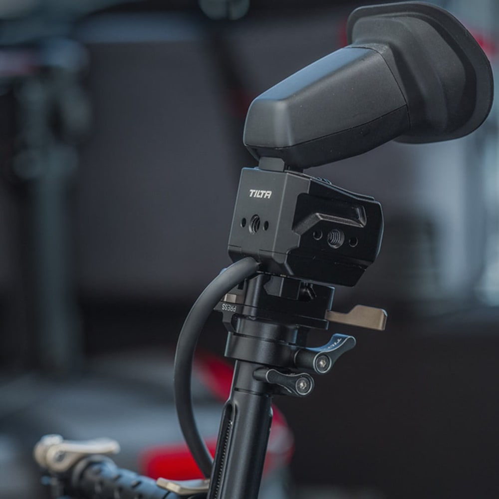 Move the viewfinder off the camera