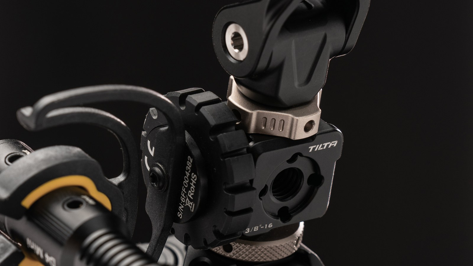 1/4″-20 and 3/8″-16 threads