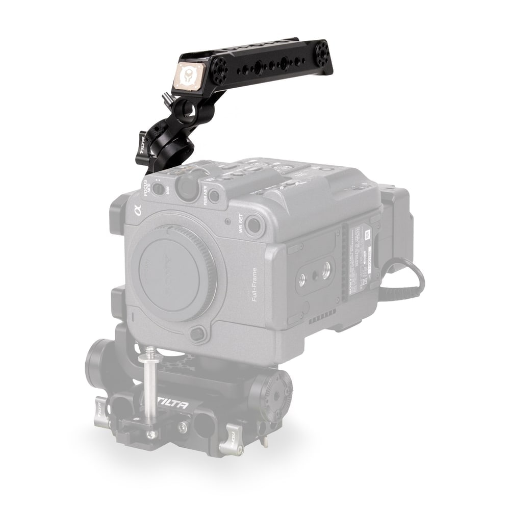 Rotates 180° for vertical shooting