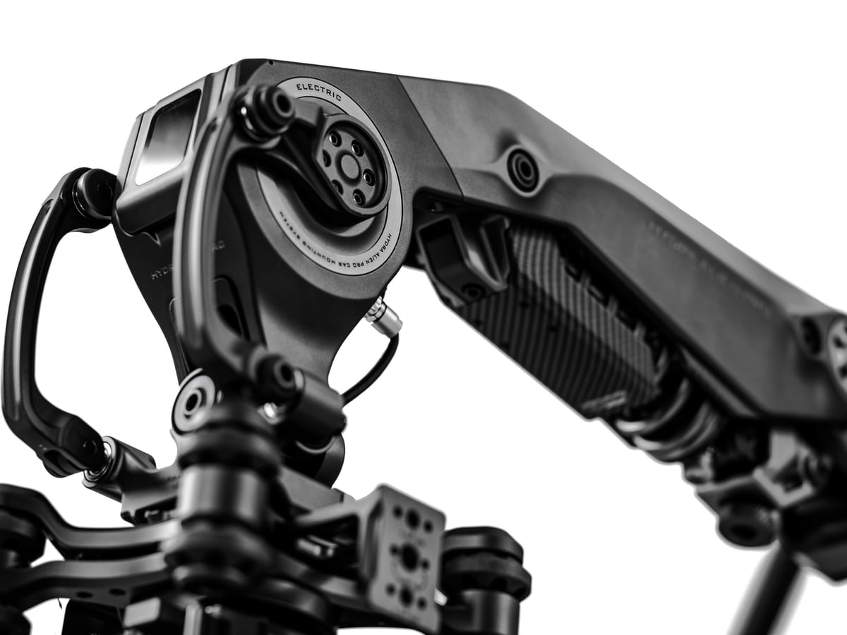 An arm with electromagnetic damping