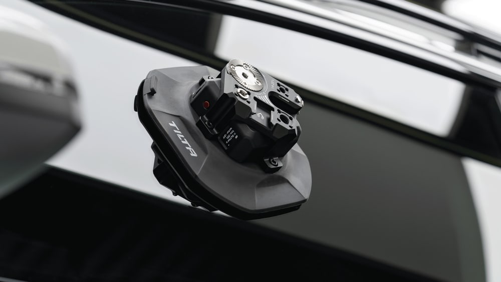 Straight onto the 4.5″ electronic suction cup