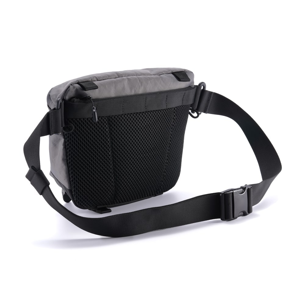 Mesh back and MOLLE webbing