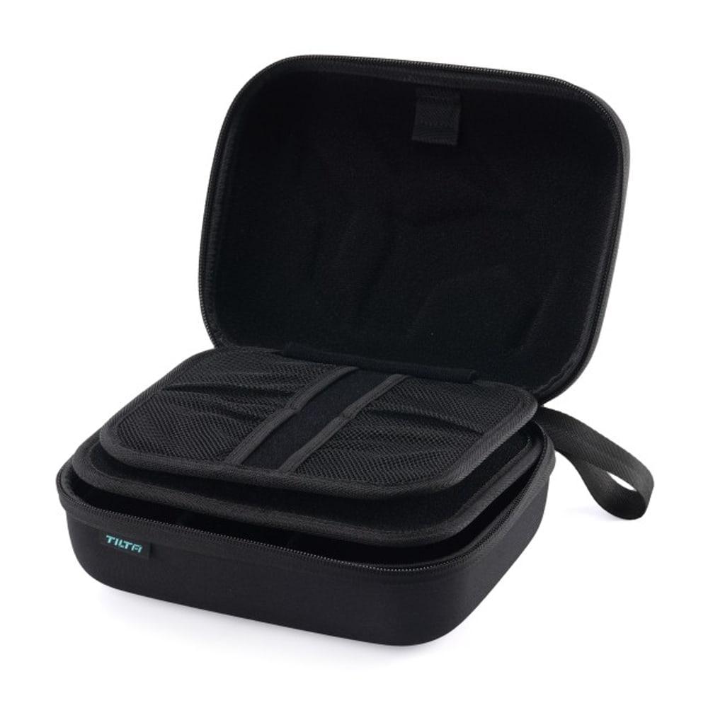 Organizer with elastic straps