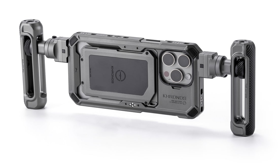A filmmaking cage around the phone