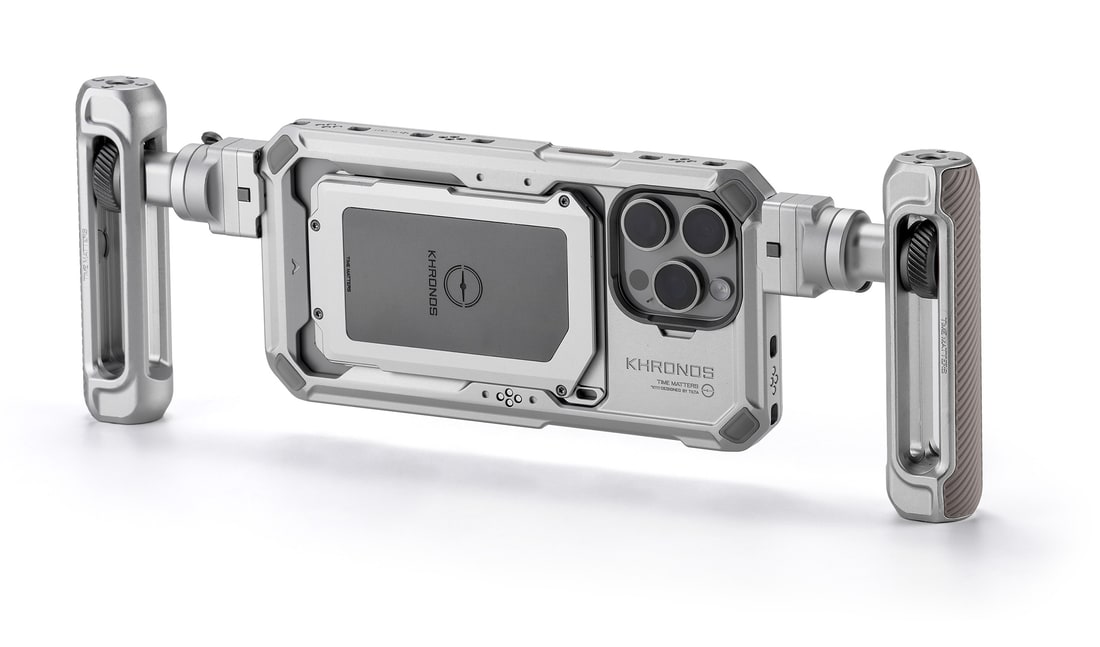 A filmmaking cage around the phone