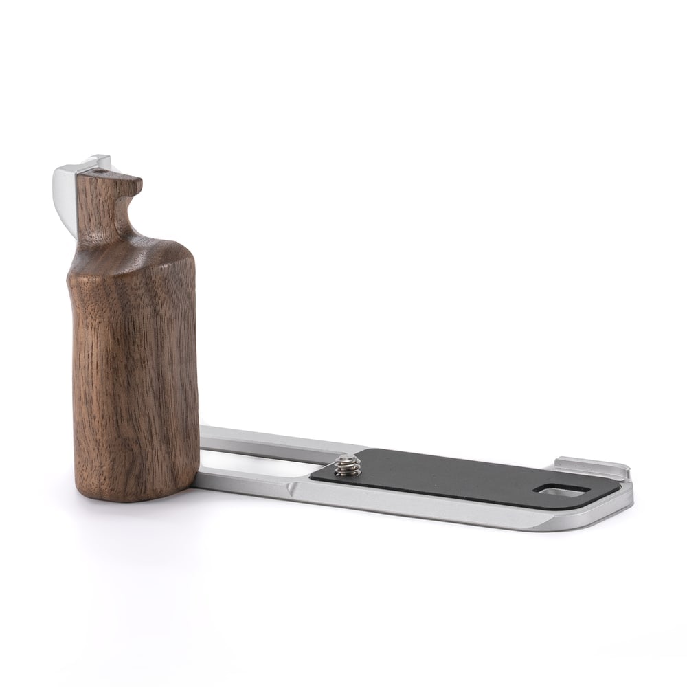 Walnut wooden grip