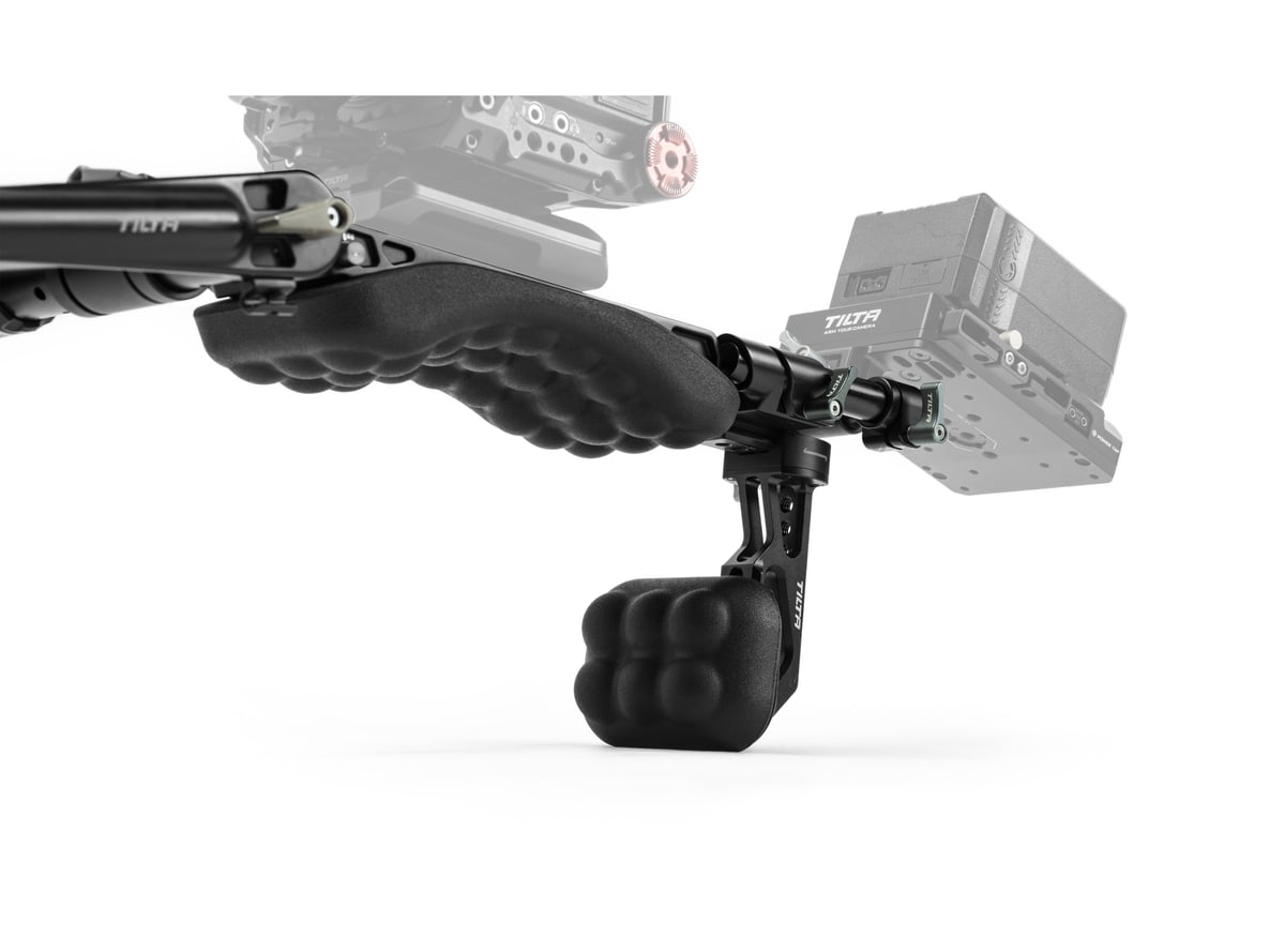 Shoulder pad and rear support
