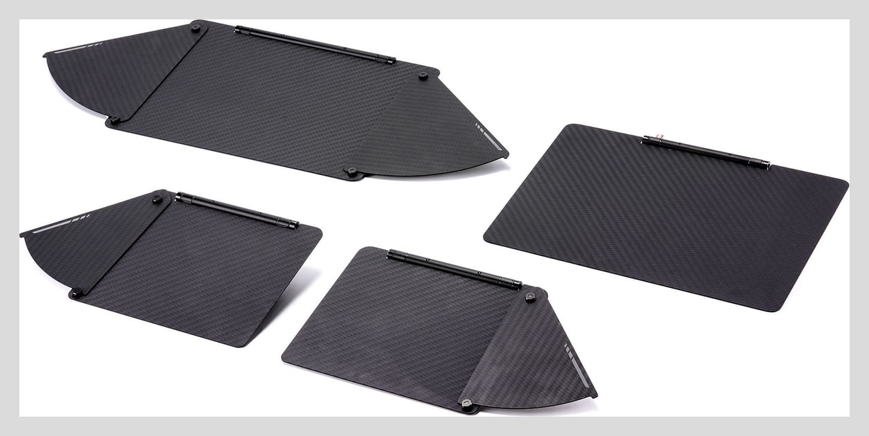 Four removable carbon fibre flags