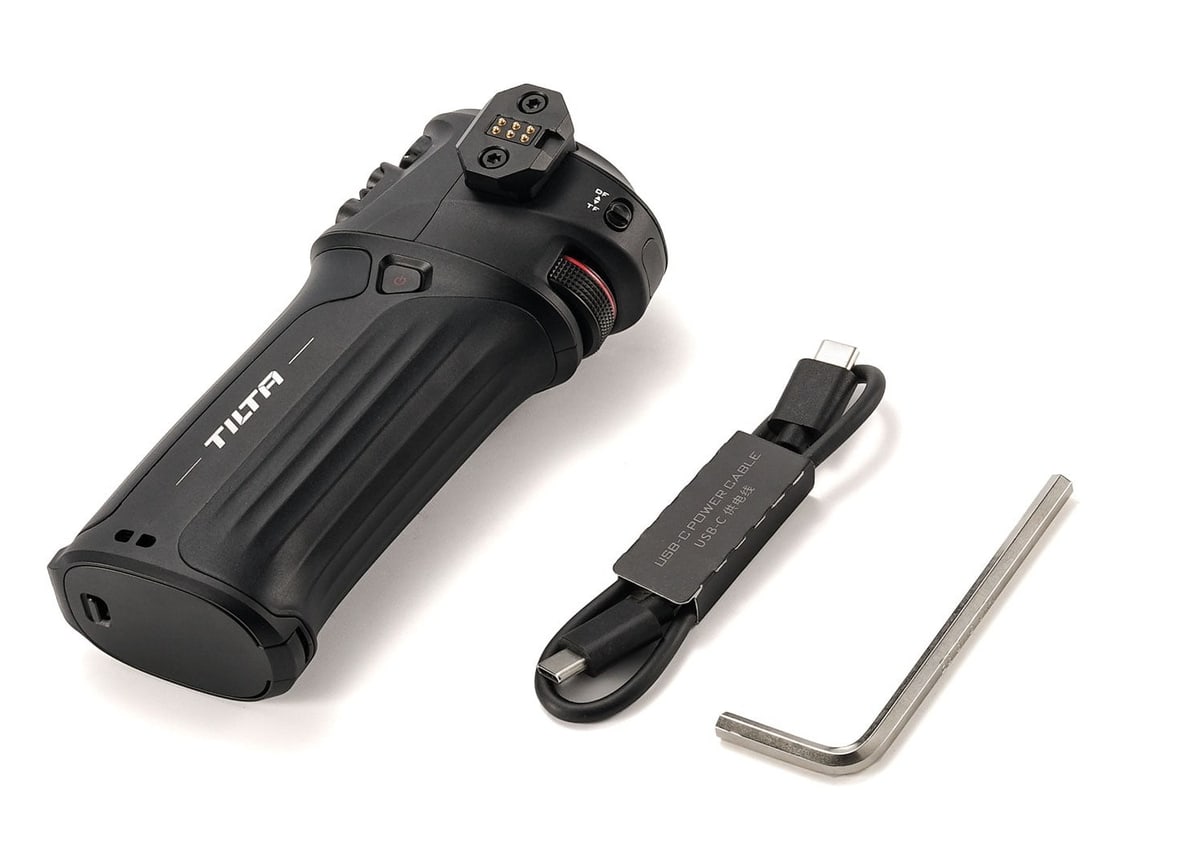 Control Handle: a second hand on focus