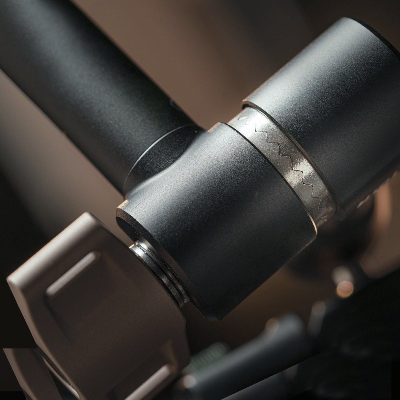 Non-slip ball joint surface