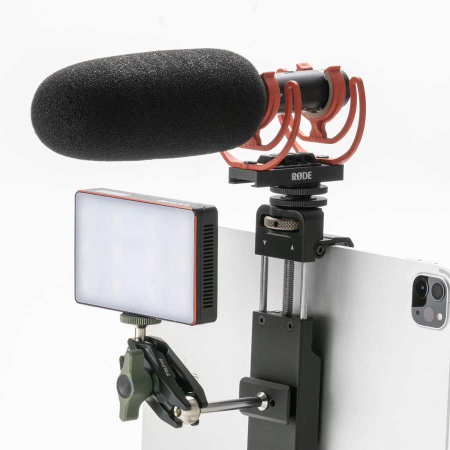 Cold shoe receiver on top